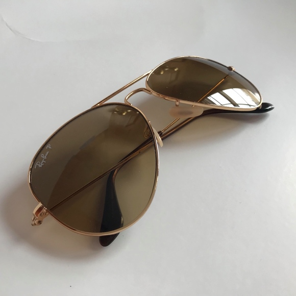 Ray-Ban polarized sunglasses with case main image 4